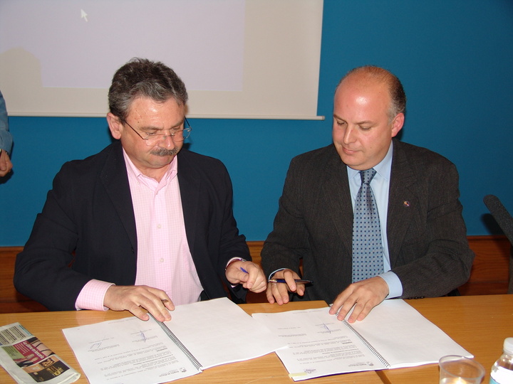 Firma contrato de gestión entre SMS y la Gerencia de Atención Primaria de Cartagena
