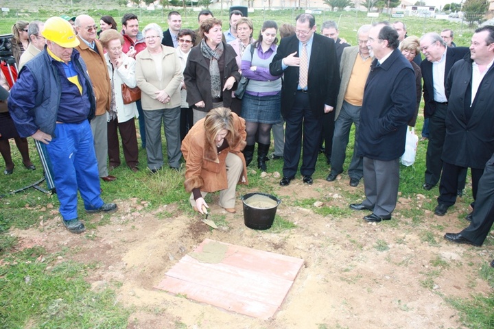 Primera piedra del Consultorio de Atención Primaria La Vaguada