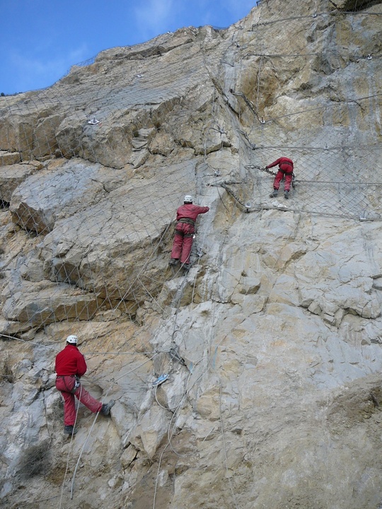 Rehabilitación del camino principal de la solana de la Sierra de Ricote (2)