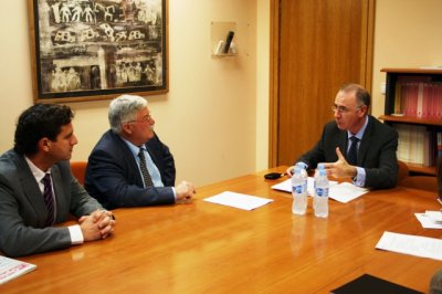 Reunión con el decano del Colegio de Ingenieros para avanzar en el desarrollo de la Ley de Habitabilidad y Accesibilidad