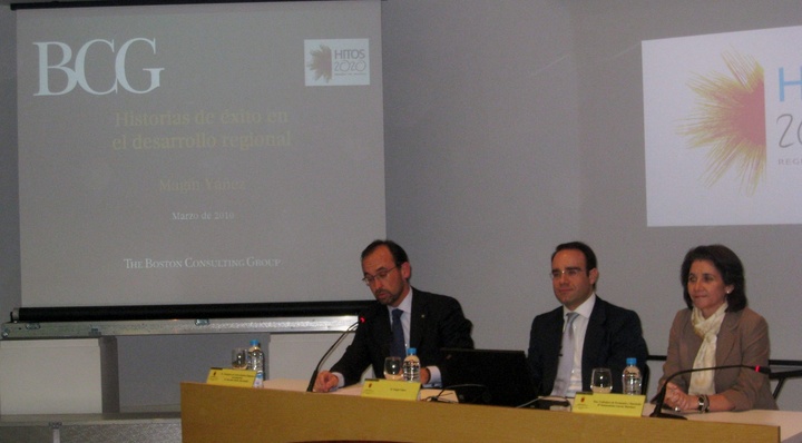 Conferencia de Magín Yáñez sobre Benchmarking