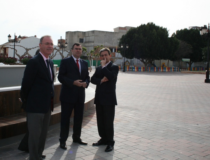 Inauguración plaza Enrique Tierno Galván de Alguazas (1)
