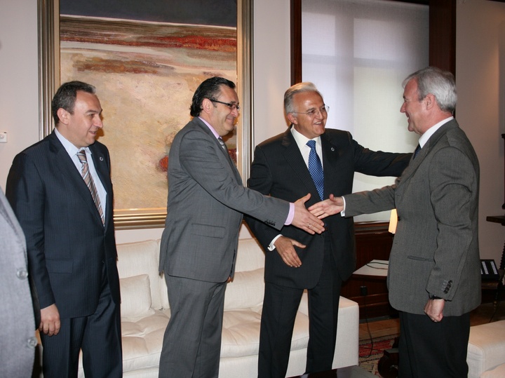 Valcárcel recibe a la Comisión Ejecutiva de la Cámara de Comercio de Lorca 1