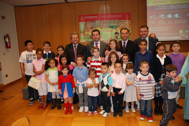 Más de mil niños participan en el concurso de dibujo 'Juntos por la Integración'