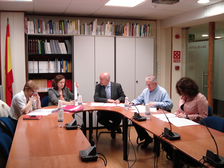 Reunión de la Comisión evaluadora para enseñanzas universitarias de personas mayores de 50 años