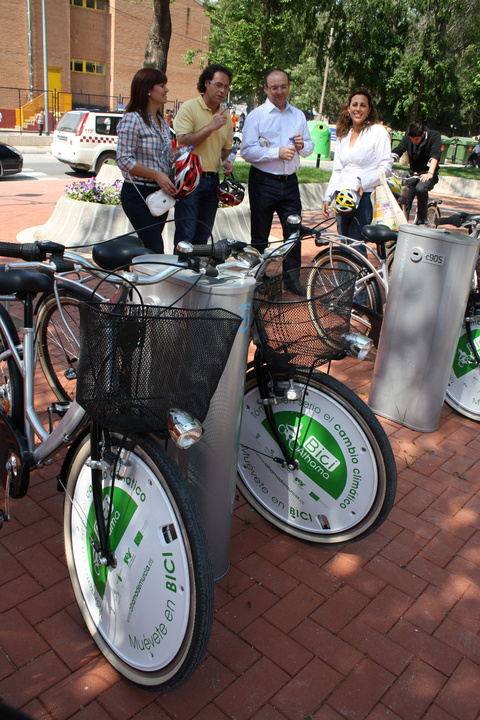 Nuevas instalaciones de préstamo de bicicletas subvencionadas por el Gobierno regional (1)