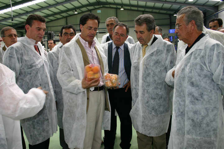 Cerdá inaugura la planta de Rex Persicum