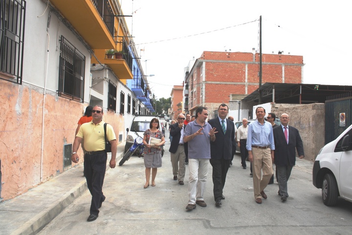 Obras de rehabilitación de viviendas en el barrio de Los Almendros 1