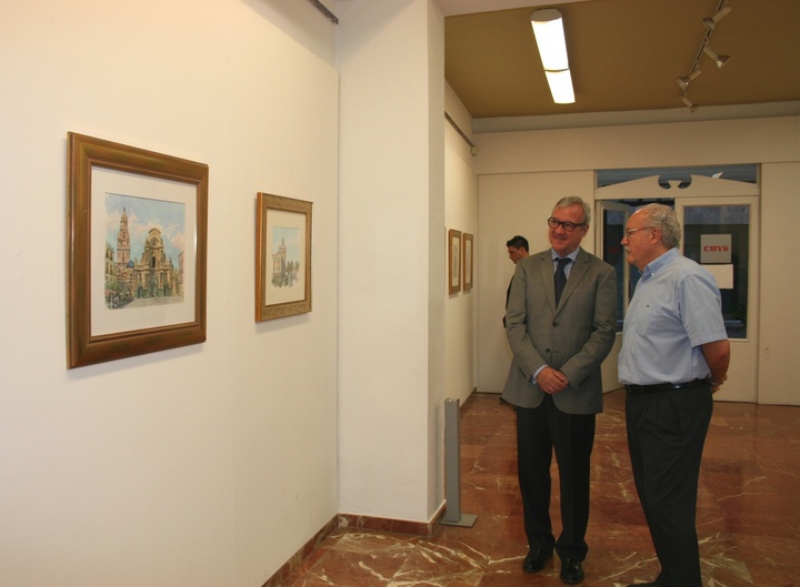 Valcárcel inaugura la exposición de Mateo Bovet en Galería Chys