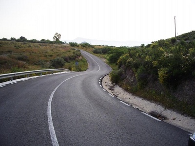 Cortan al tráfico dos kilómetros de la carretera Lorca-Mazarrón para agilizar la eliminación de dos puntos negros