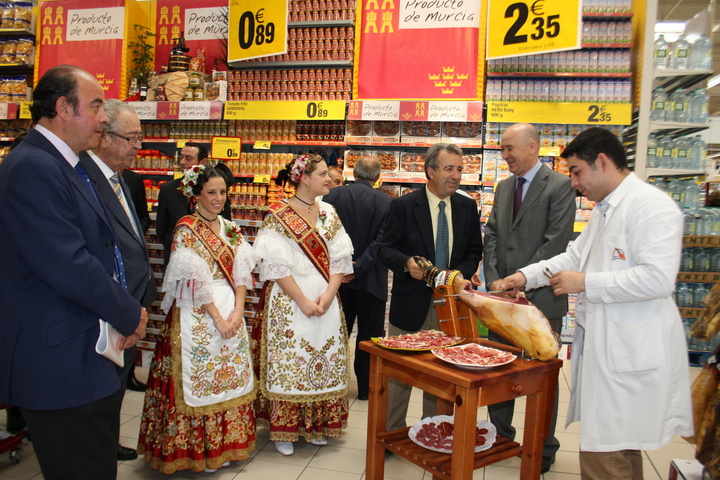 Inauguración muestra Productos de Murcia Carrefour
