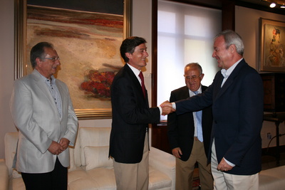 El presidente de la Comunidad recibe a la junta directiva de la Asociación Murciana de la Empresa Familiar (Amefmur)