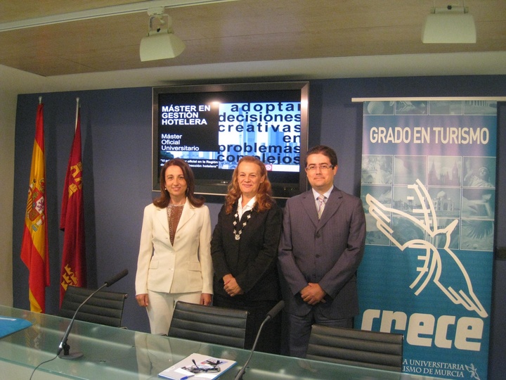Presentación del I Máster en Gestión Hotelera de la EUTM