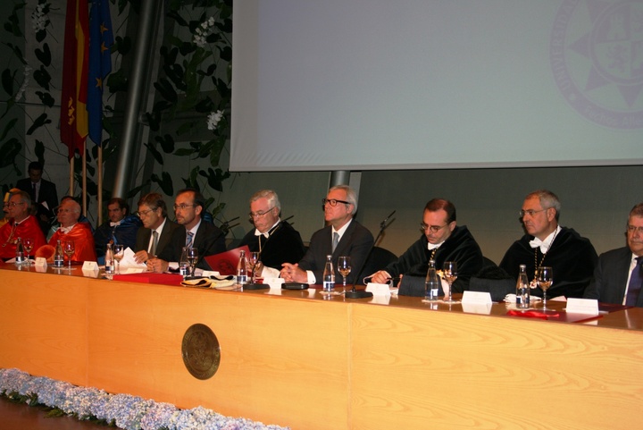 Valcárcel presidió el acto de apertura del curso universitario (2)