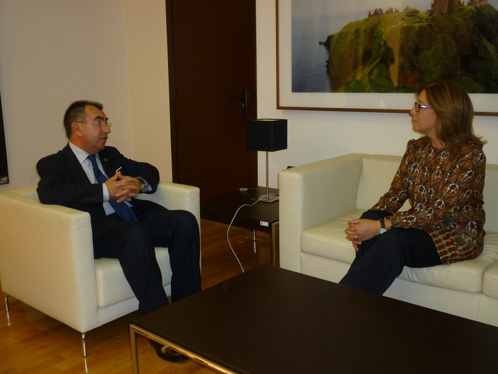 Visita institucional de Caridad Hernández a la Consejería de Justicia