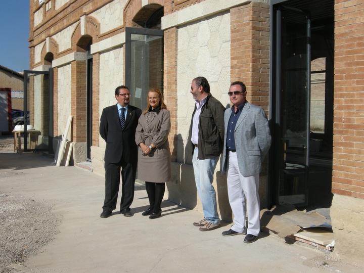 Visita al futuro albergue de la estación de tren de Caravaca de la Cruz