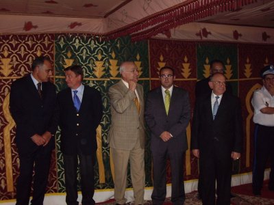 El consejero de Industria y Medio Ambiente, Benito Mercader, durante la inauguración de Zumos Rostoy en Tánger