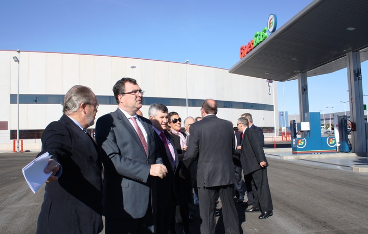 Instalaciones de la nueva gasolinera del Centro Integrado de Transportes de Murcia (2)