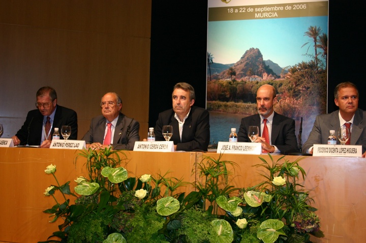 El consejero de Agricultura y Agua en la inauguración del XIII Congreso de la Sociedad Española de Fitopatología