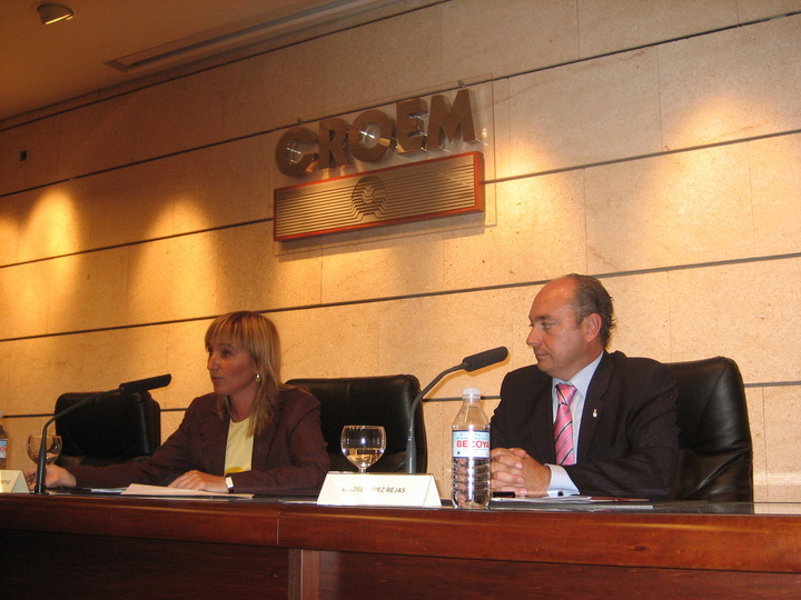 Esther Ortiz, directora general de Economía, ha clausurado esta mañana la jornada inaugural del I Foro Inmobiliario de la Región de Murcia