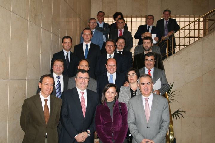 Firma de los acuerdos para la urbanización y rehabilitación de viviendas