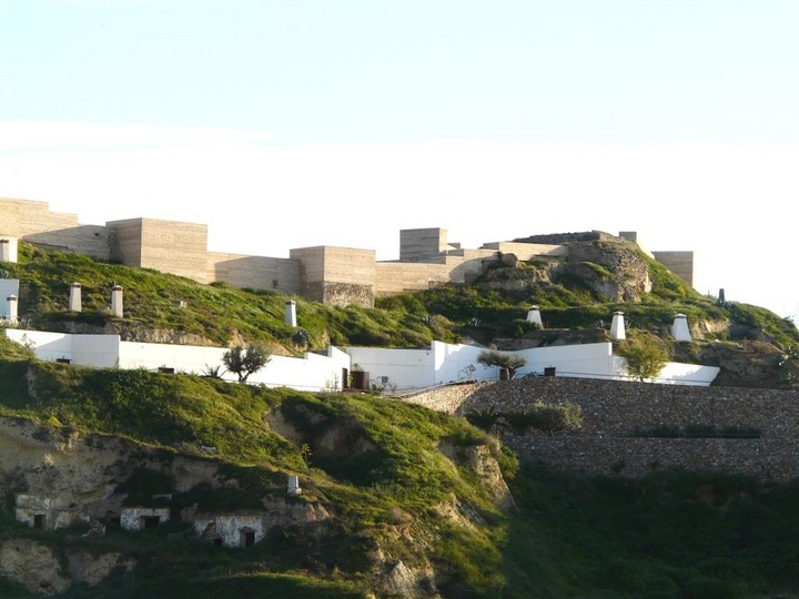 Recuperación del entorno paisajístico y urbano del Castillo de Nogalte