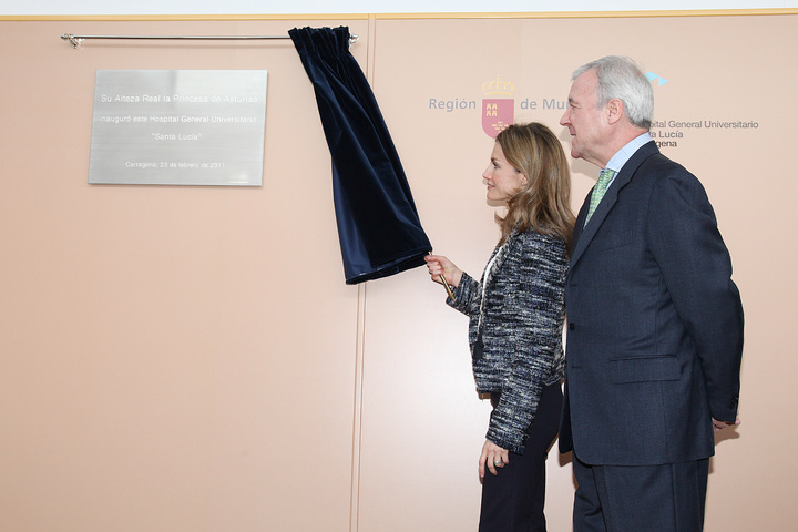 Su Alteza Real la Princesa de Asturias, Doña Letizia Ortiz, y el presidente Valcárcel inauguran el hospital 'Santa Lucía' de Cartagena