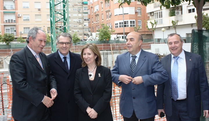La consejera de Sanidad visita las obras del Centro de Salud de Floridablanca