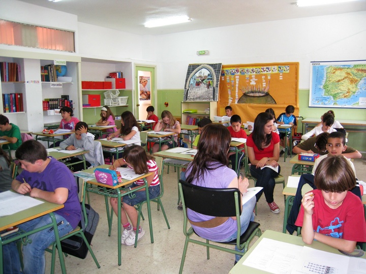 Alumnos de Primaria del Colegio de Educación Infantil y Primaria Santa María de Gracia de Murcia, durante las pruebas diagnósticas de evaluación de 4º de Primaria (1)