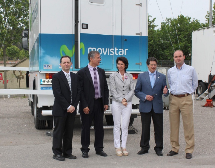 Inmaculada García visita la Estación Base Móvil de Telefónica en Lorca 2