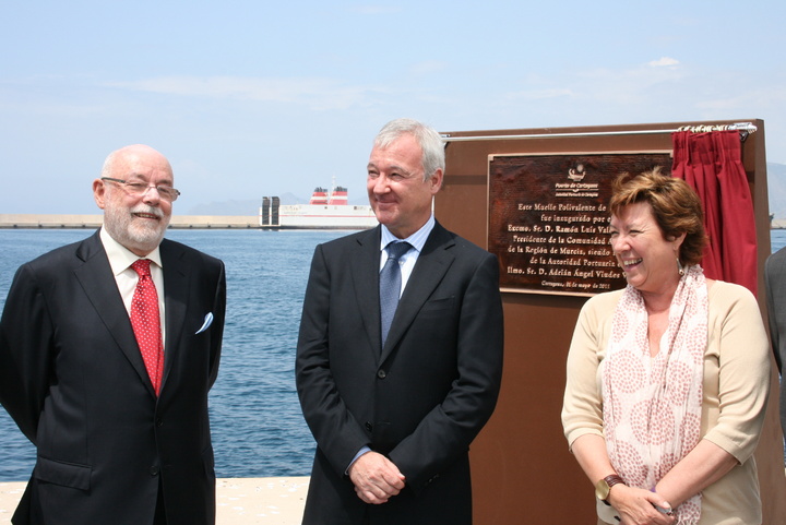 El presidente en funciones de la Comunidad Autónoma inaugura el Muelle Polivalente de Graneles en la ampliación de la dársena de Escombreras