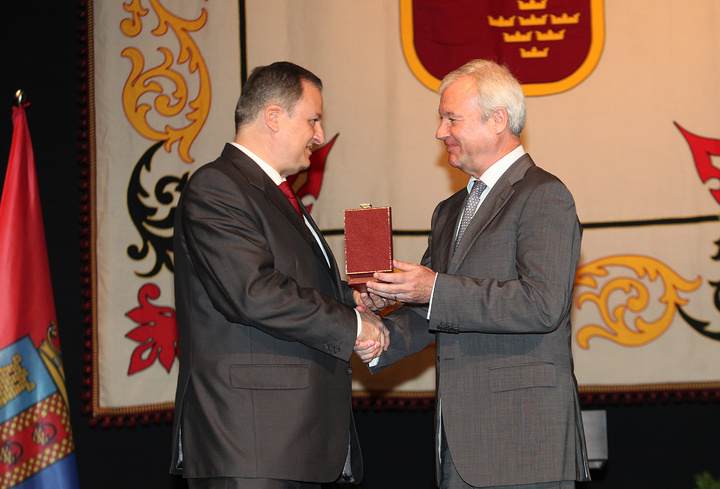 Entrega de las Medallas de Oro de la Región (3)