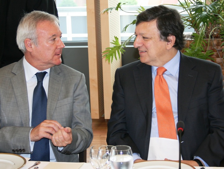 El presidente Valcárcel, durante su encuentro con Durao Barroso II