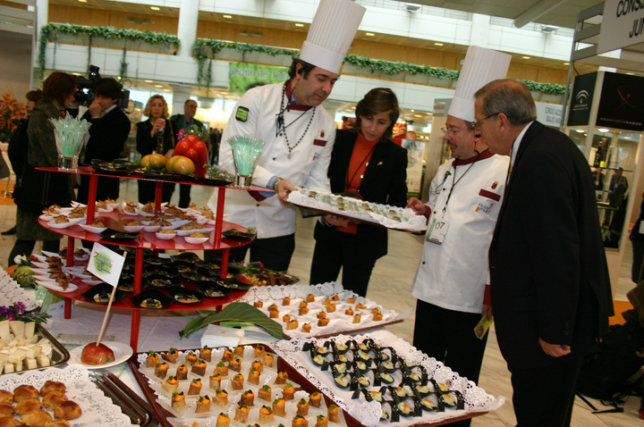 50 cocineros murcianos participan en "Madrid Fusión"