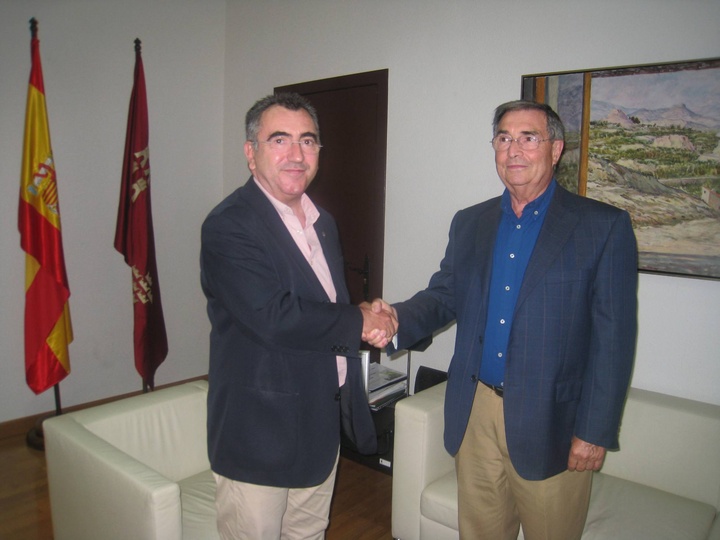 La Comunidad colabora con el Defensor del Pueblo en la mejora del funcionamiento de la Administración