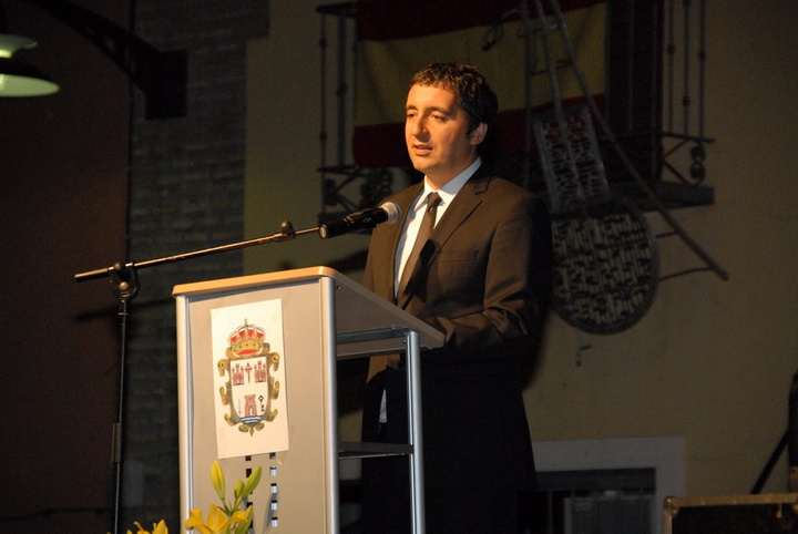 El consejero de Cultura y Turismo pronuncia el pregón de las fiestas de Pliego (2)