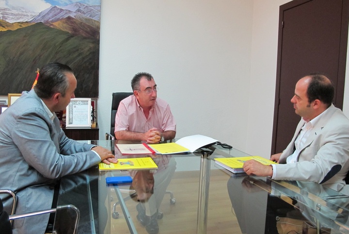 La Consejería de Presidencia y el Ayuntamiento de Lorca abordan futuros proyectos en el área de emergencias