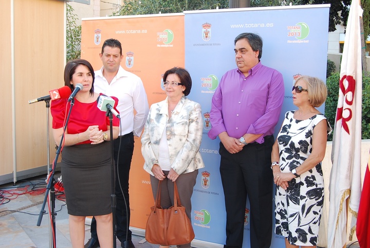 Inauguración de la Feria Outlet de Totana (2)