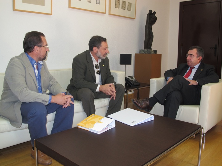 La Comunidad estudia la construcción de la futura Escuela Regional de Caza