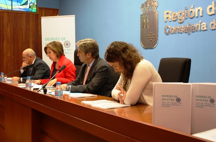 Sanidad elabora la 'Guía de manejo de Ictus para pacientes y familiares'