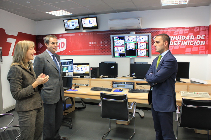 El director general de Telecomunicaciones visita las instalaciones de COTA (I)