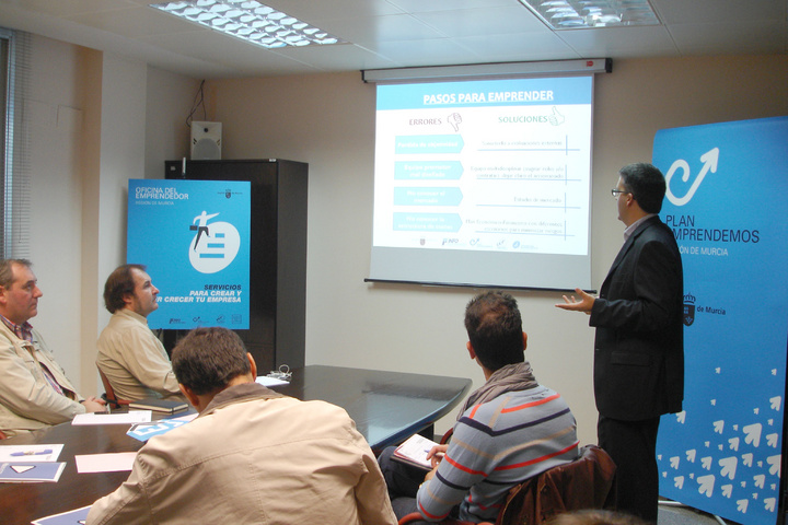 Jornada de puertas abiertas de la Oficina del Emprendedor (2)
