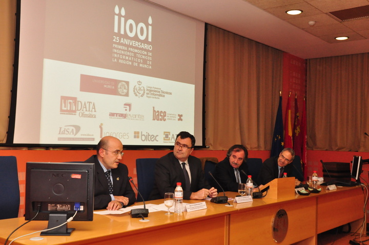 XXV Aniversario de la primera promoción de Ingenieros Técnicos Informáticos de la Región (1)