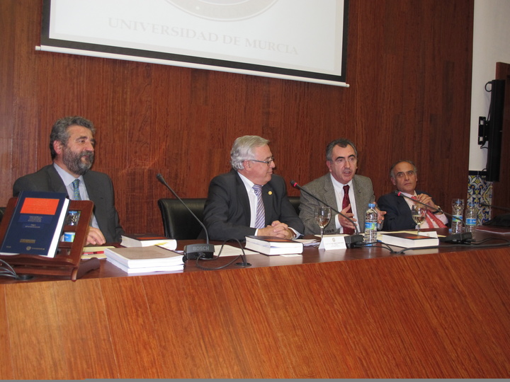 Presentación del libro 'Derecho ambiental en la Región de Murcia' (2)