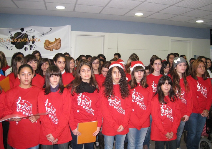 El Floricoro del IES Floridablanca felicita la Navidad a los funcionarios de la Consejería de Educación I