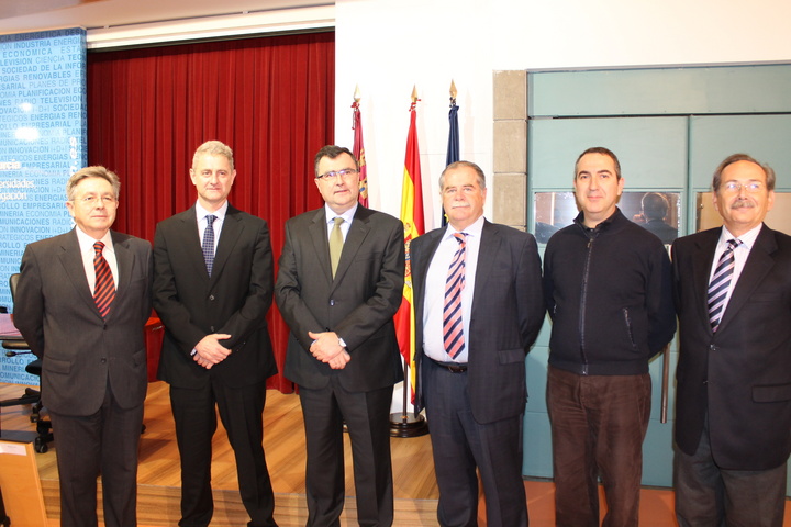 Firma del convenio con Aema (1)
