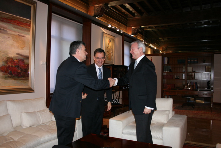 El presidente recibe al delegado del Gobierno y al nuevo jefe superior de la Policía Nacional en Murcia 2