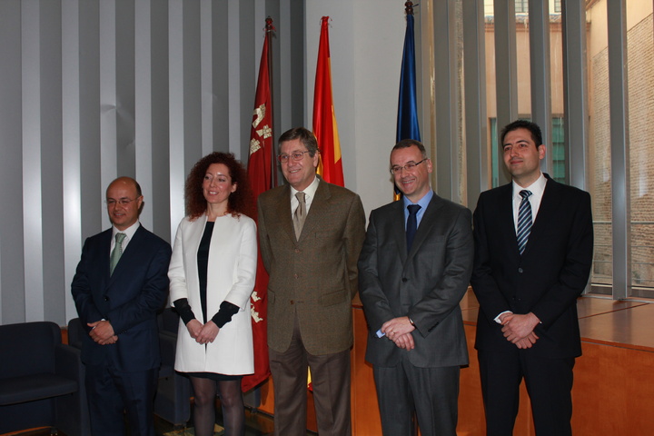 Bernal preside toma de posesión altos cargos Consejería