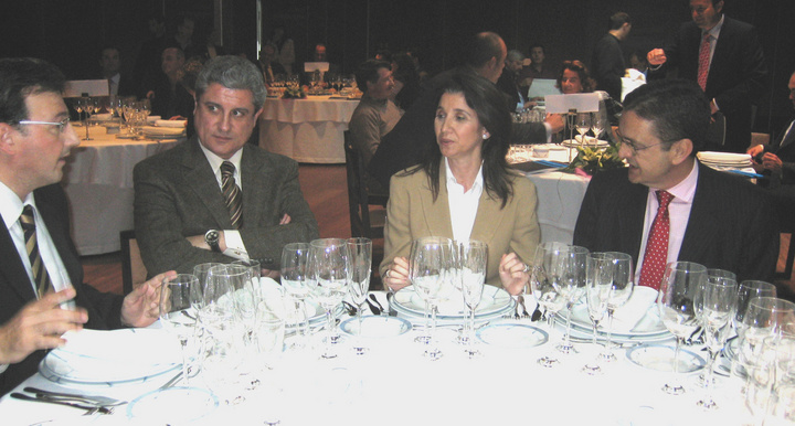 Almuerzo de trabajo sobre la Ley de Contratación Pública