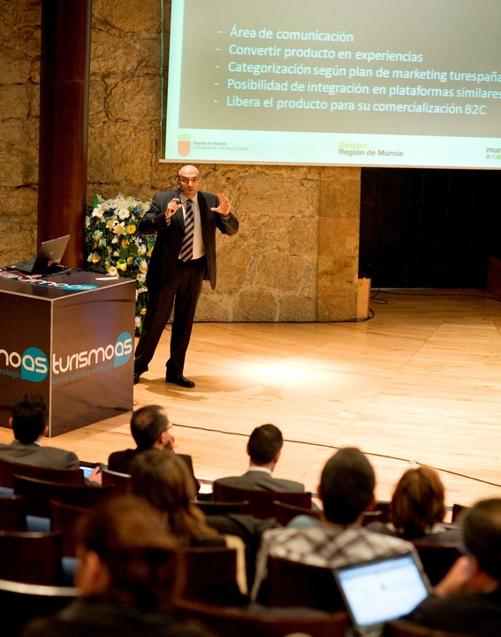 Presentación de la plataforma Hermes en el Foro de Turismo y Tecnología de Oviedo